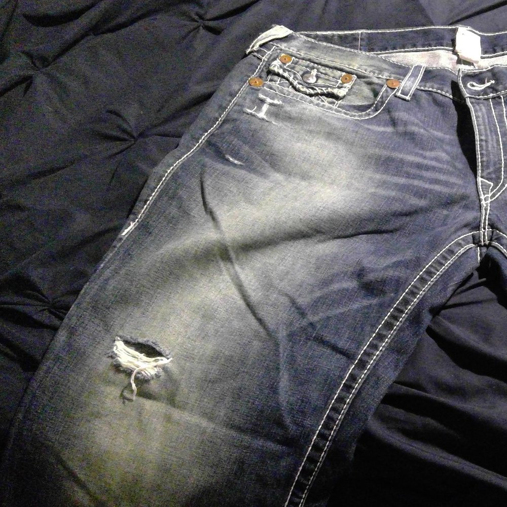True Religion Boot Cut - Big T